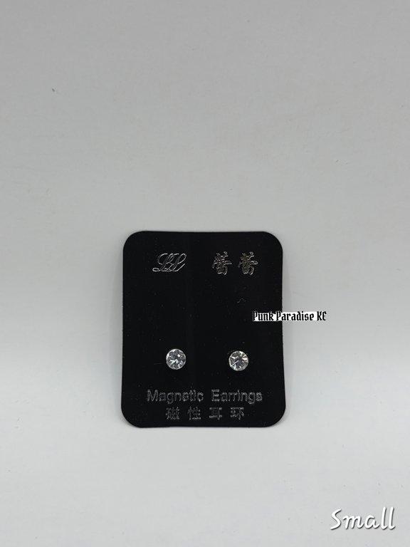 Small round magnetic studs