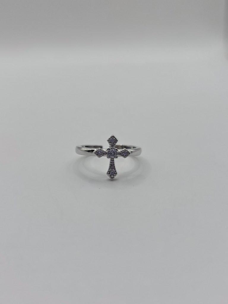 Dainty Cross ring