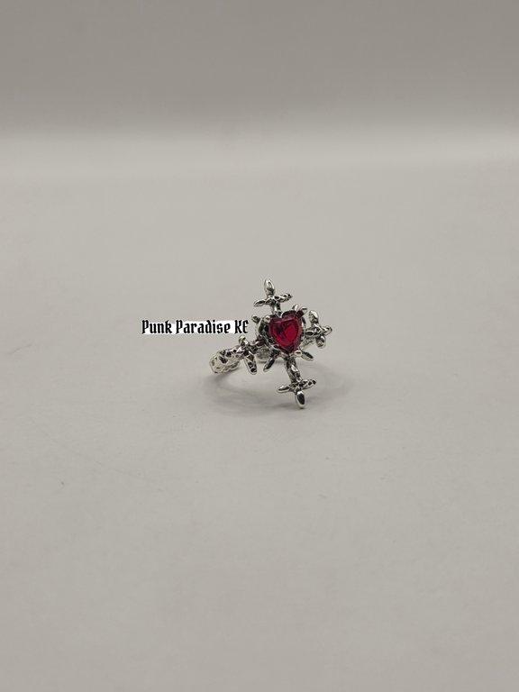 Red heart thorn ring