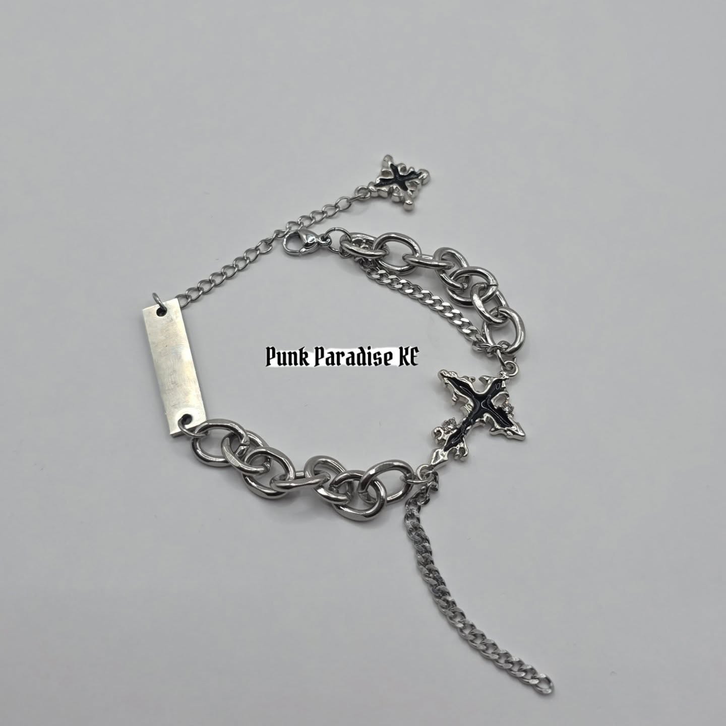Cross assymetric bracelet